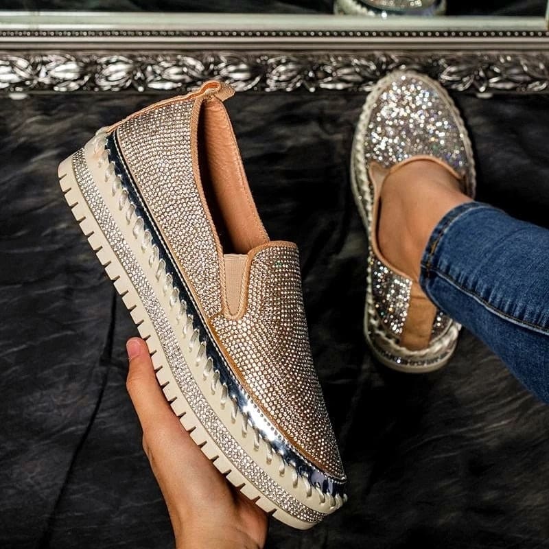 Chaussures Slip - on Femme Plateforme à Strass Beige / 35